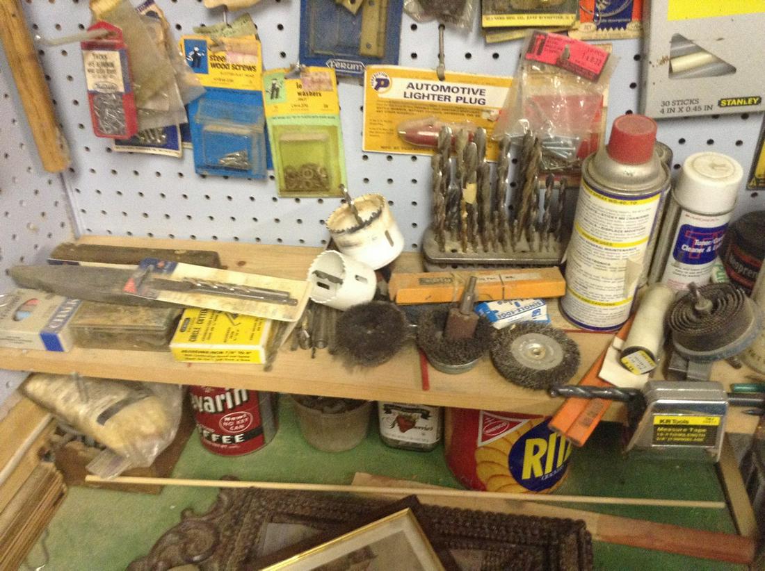 contents shelving units drill bits & more (1 of 1)