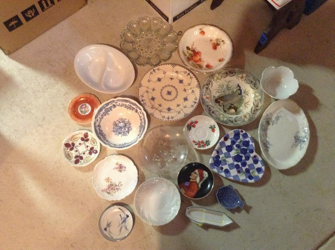 Large lot of Decorative plates , bowls & platters (1 of 1)