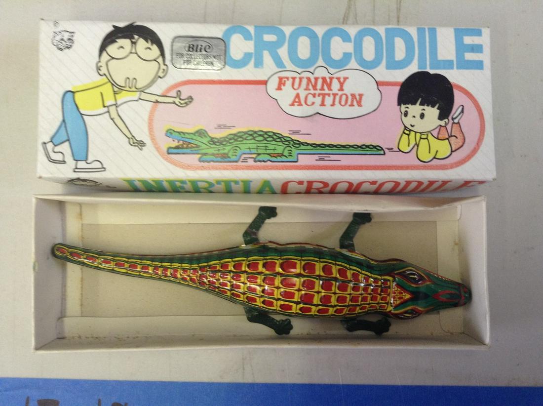 Bli Inertia Crocodile Tin Toy: Bli Inertia Crocodile Tin Toy