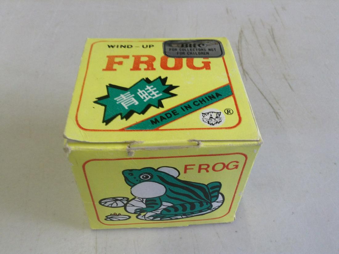 Bli Wind -up Frog Tin Toy in box: Bli Wind -up Frog Tin Toy in box