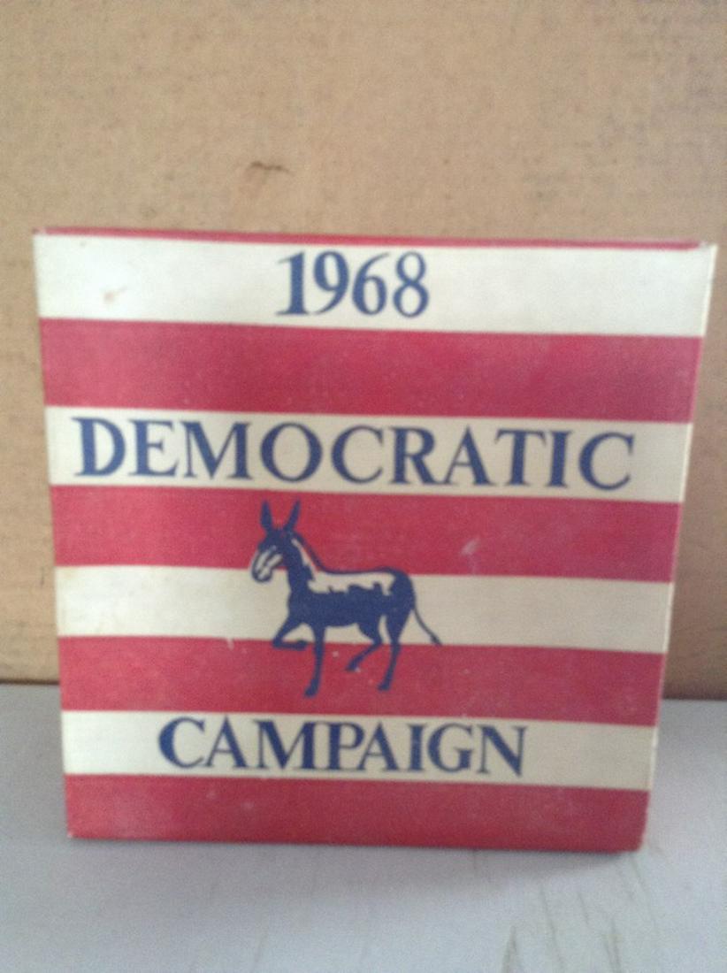 1968 Democrat campaign decanter in the box (1 of 1)