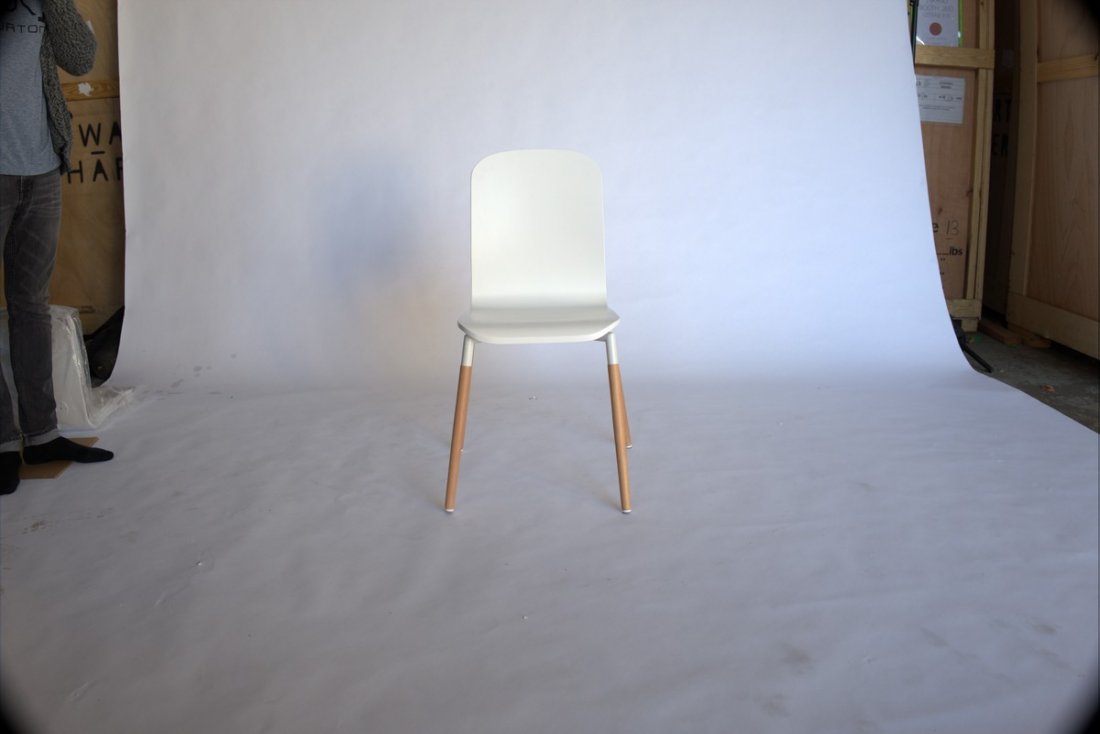 A14A8-1 White Stacking Dining Chairs (1 of 8)