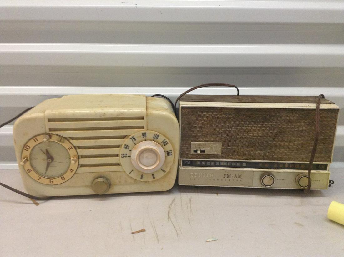 vintage Zenith and Sessions Timer Radios (1 of 1)