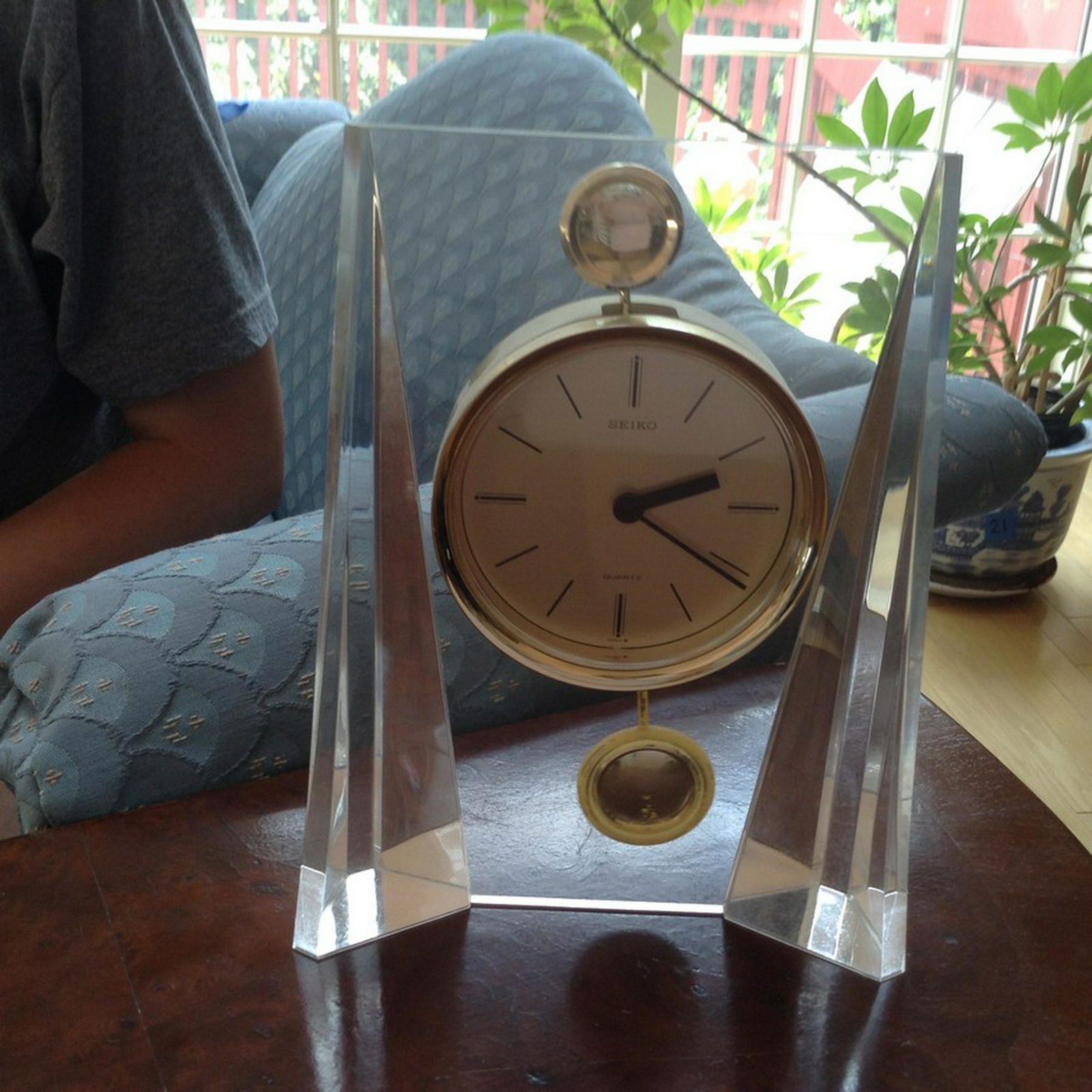 Seiko quartz clock (1 of 1)
