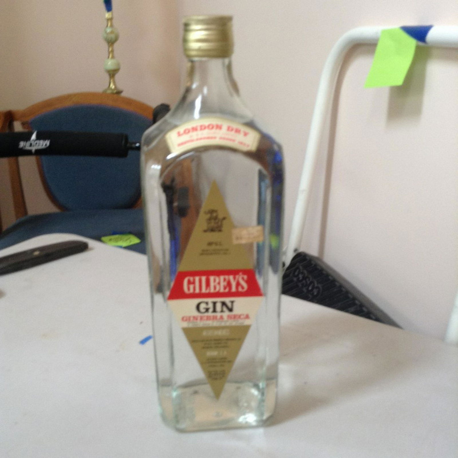 Gilbey's London Dry Gin (1 of 1)