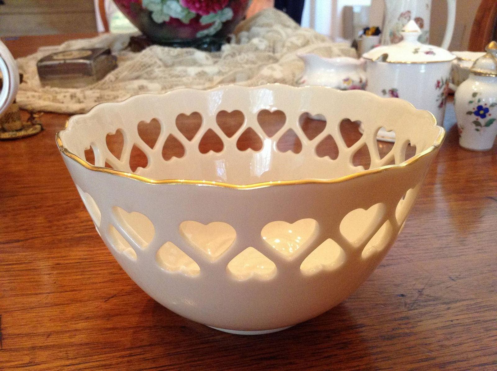 Lenox bowl, no chips, cracks or breaks: Lenox bowl, no chips, cracks or breaks