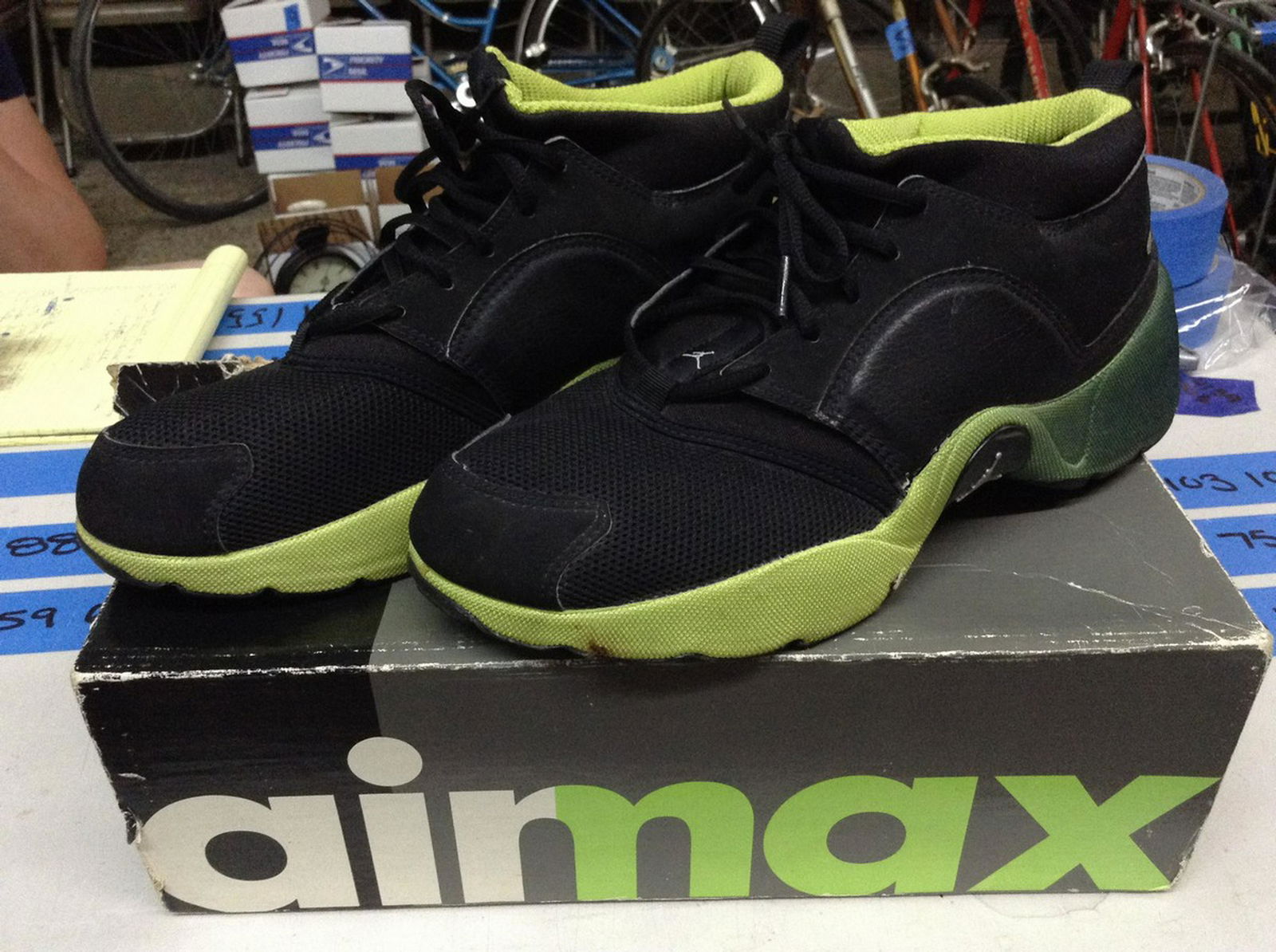 Vintage Jordan Air Max Sneaker Size: Mens 12: Vintage Jordan Air Max Sneaker Size: Mens 12