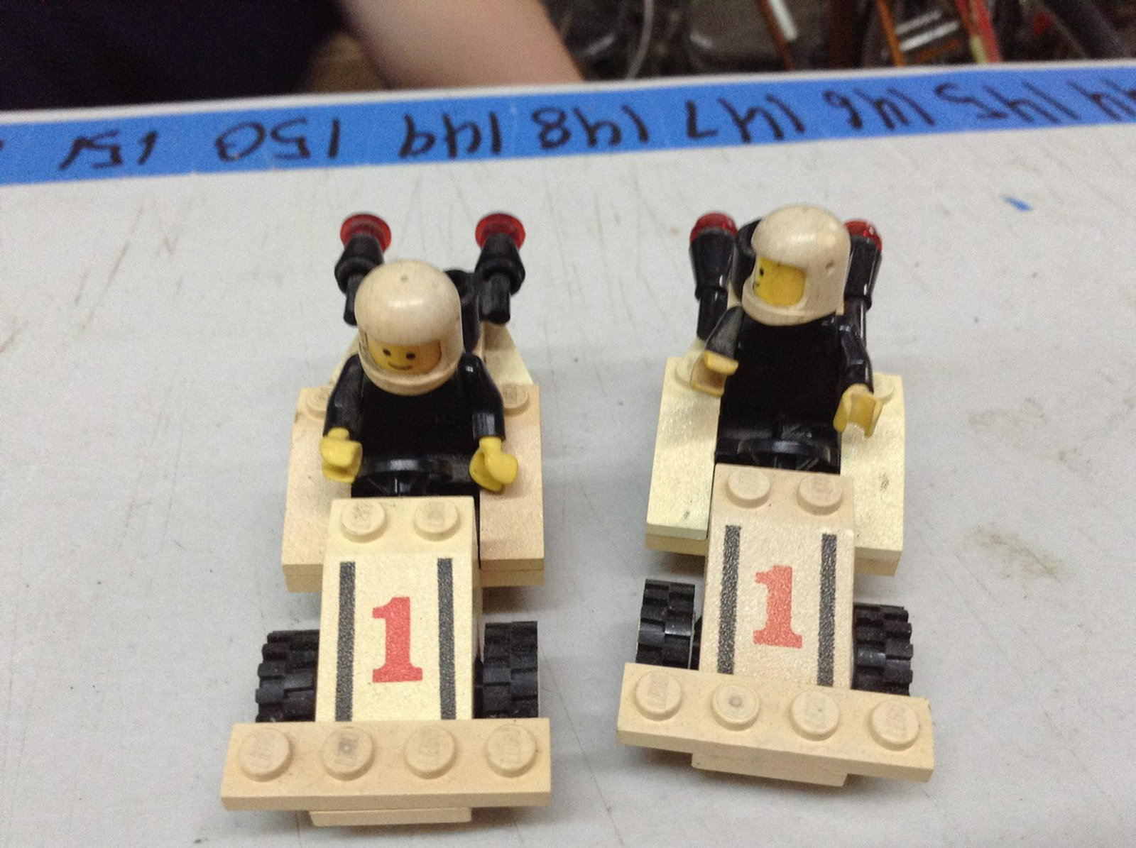 2 vintage Lego Racers: 2 vintage Lego Racers