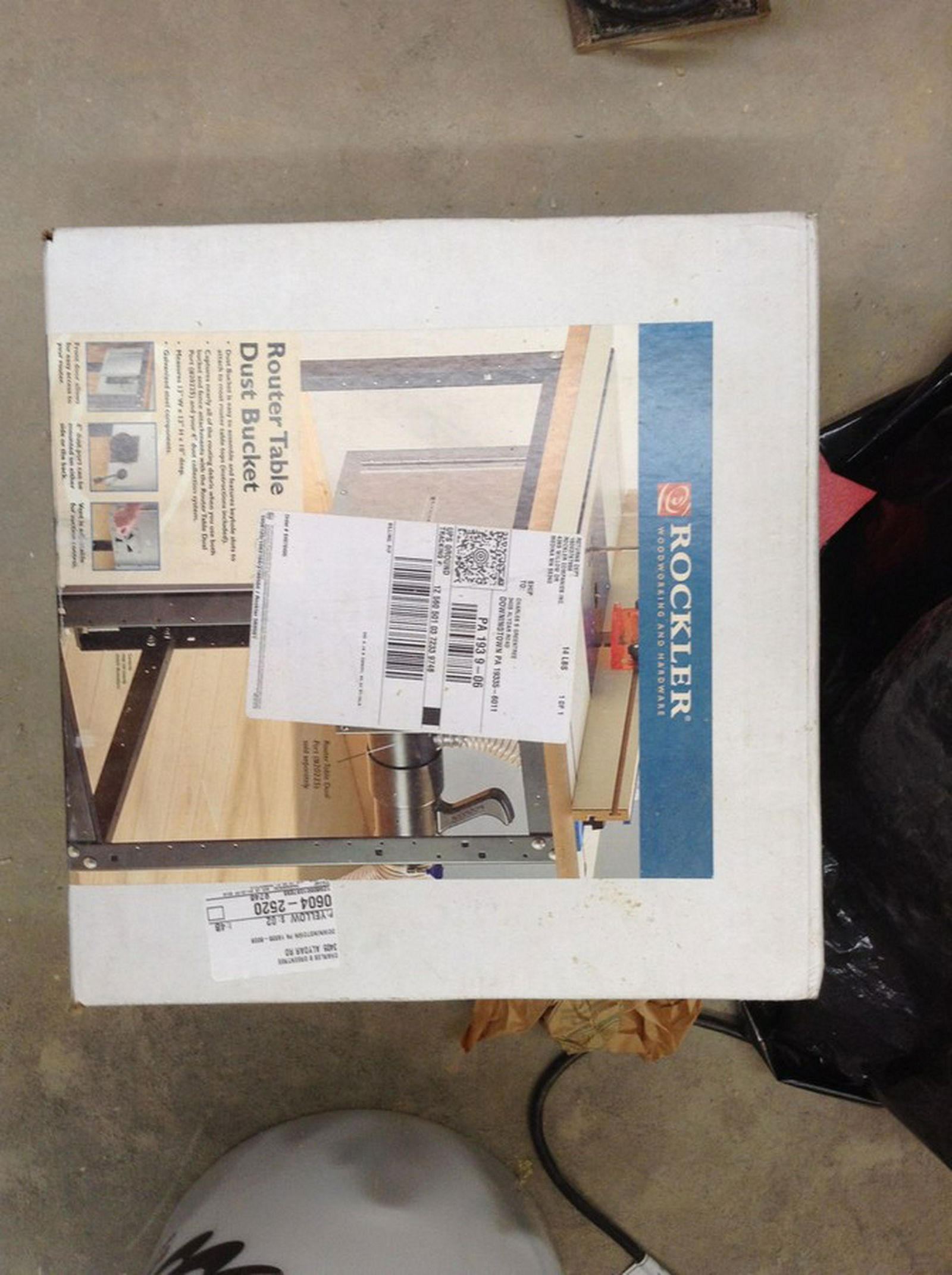 Rockler router table dust bucket kit (1 of 1)