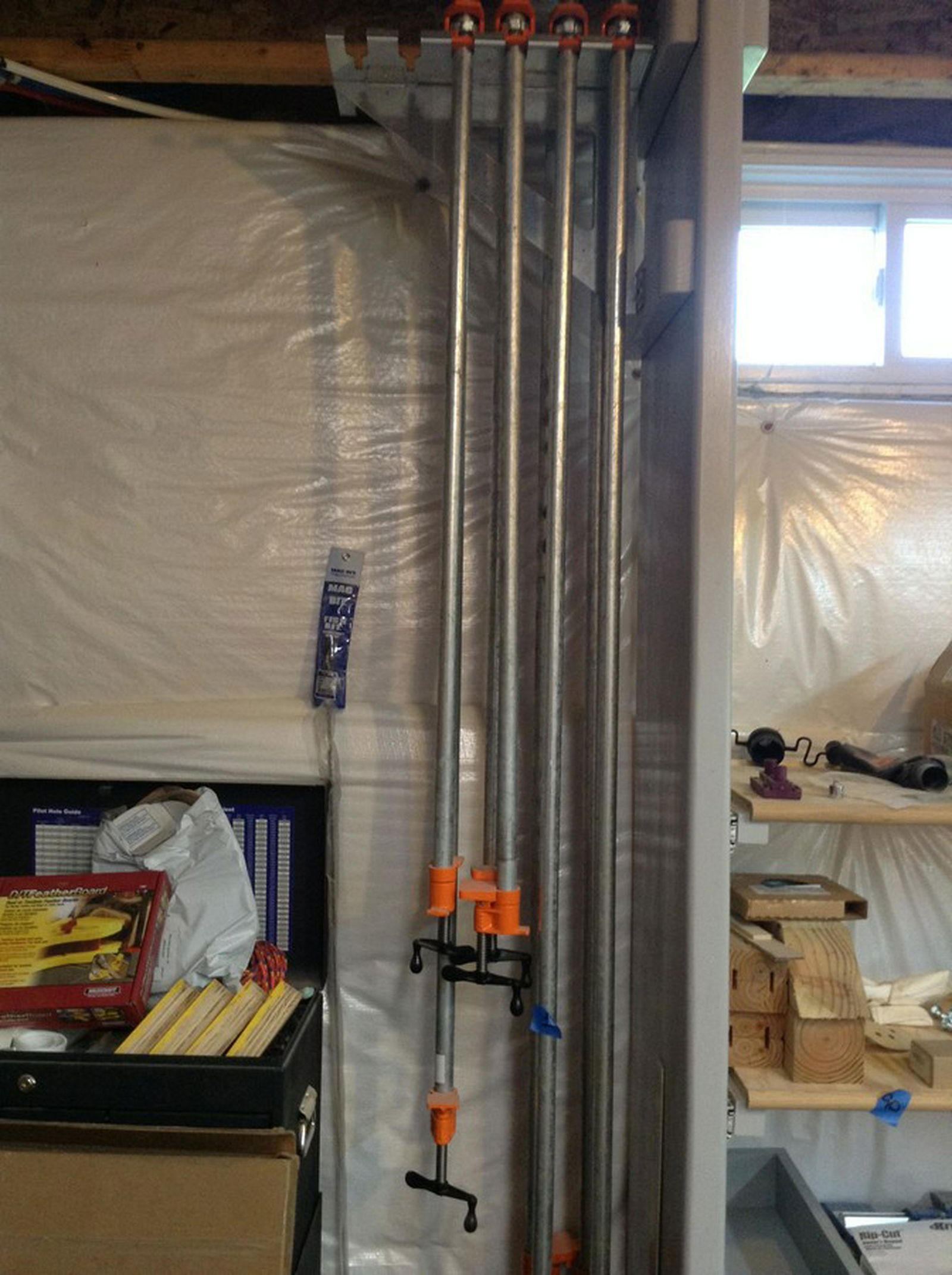 large amount of pipe clamps (1 of 1)