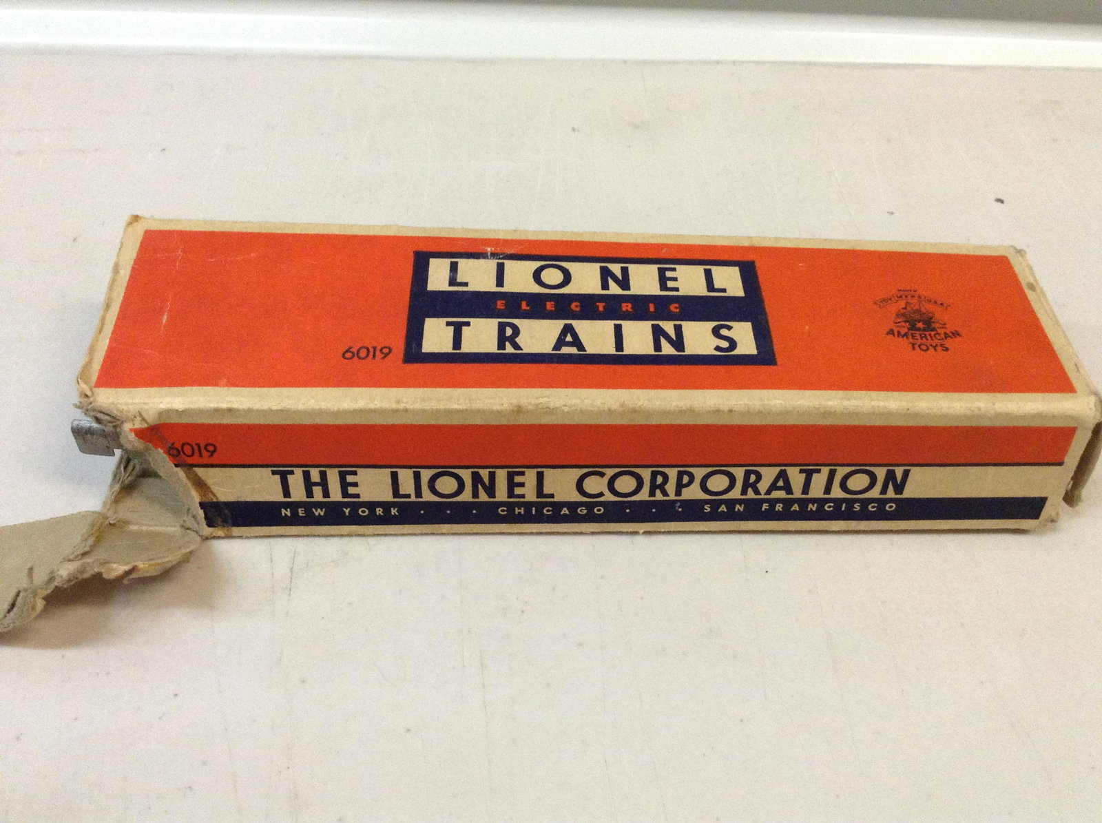Lionel train NO. 6019 Remote control track set: Lionel train NO. 6019 Remote control track set