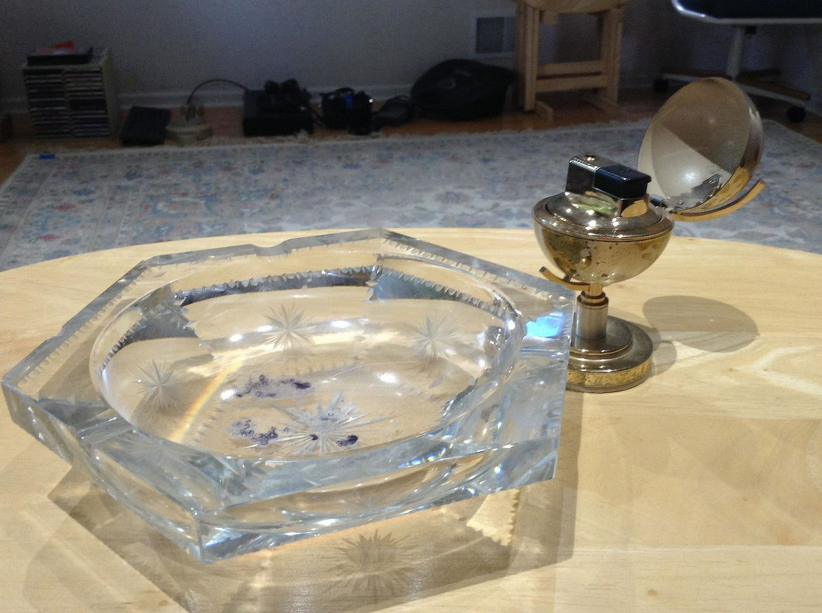 vintage brass globe lighter and ash tray (1 of 1)