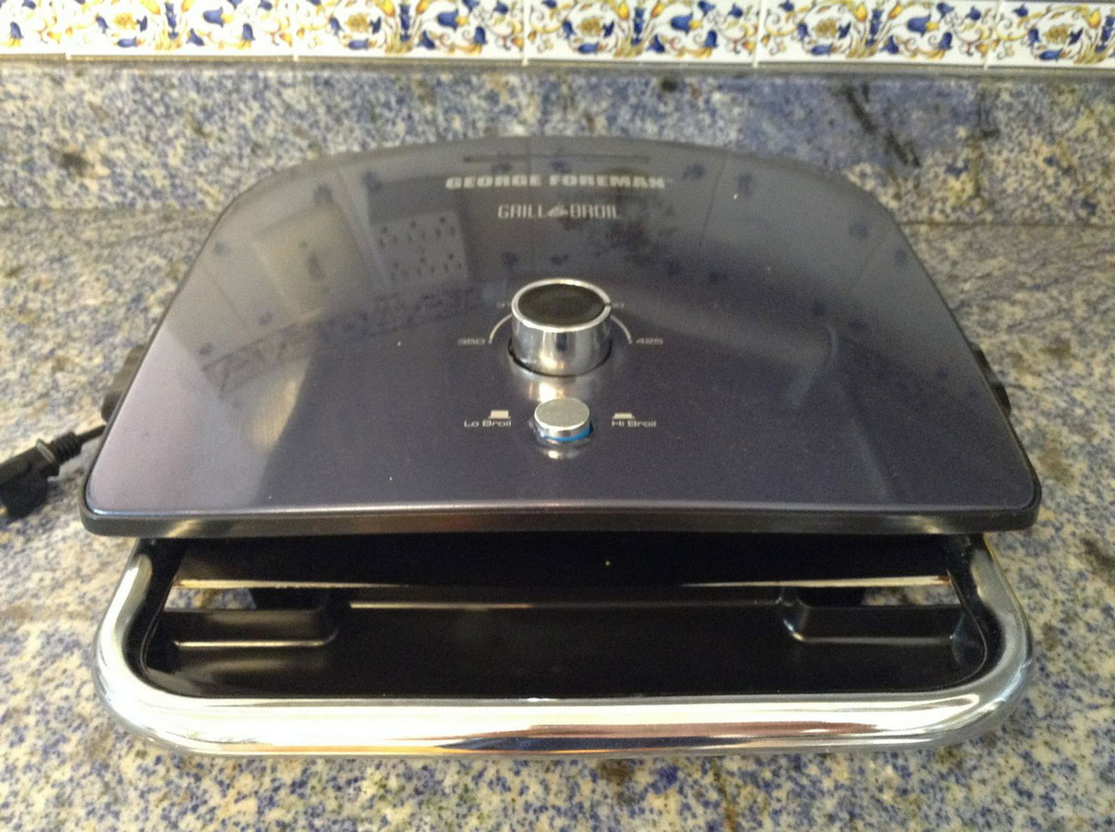 George Foreman grill and broil (1 of 1)