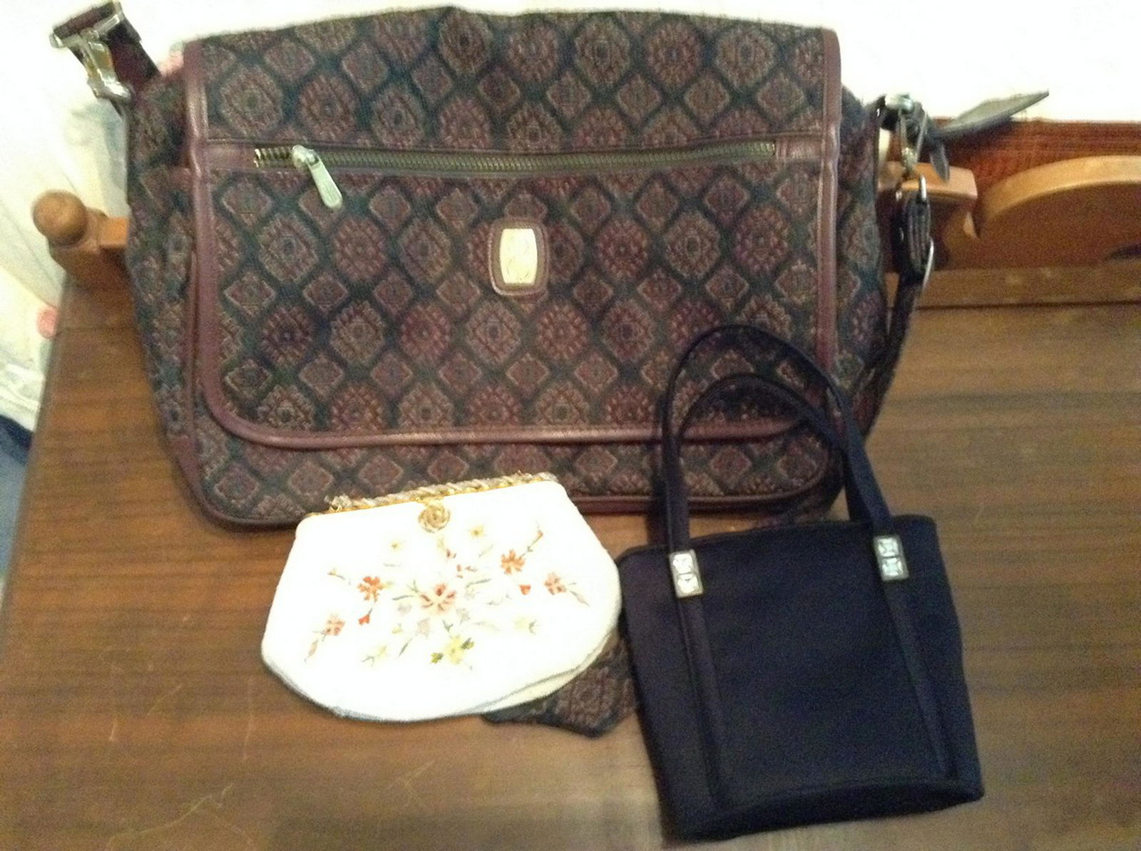 lot of three vintage purses (1 of 1)
