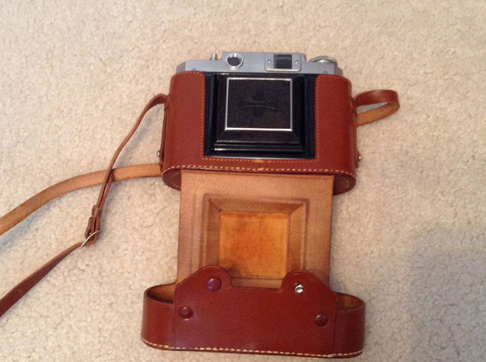 Mamiya-6 No. 56317 vintage camera with case (1 of 1)