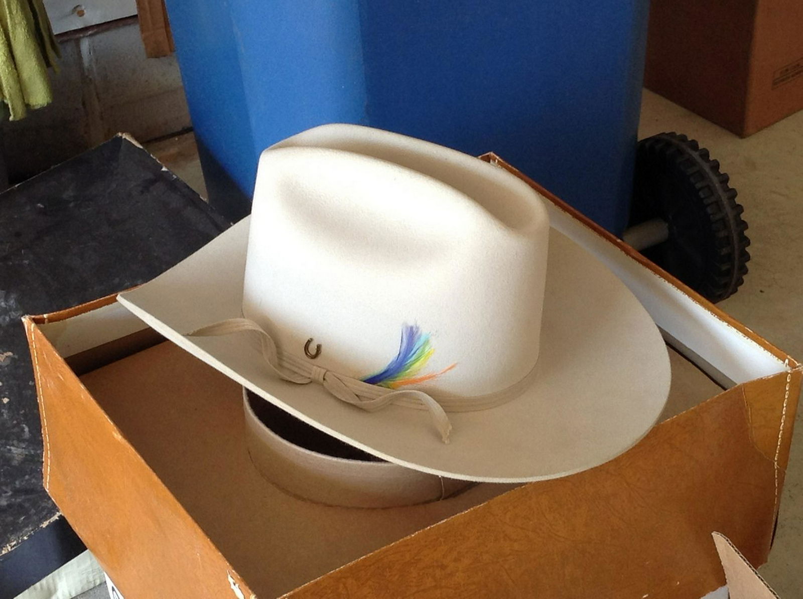 Savanagh hat new in the box: Savanagh hat new in the box