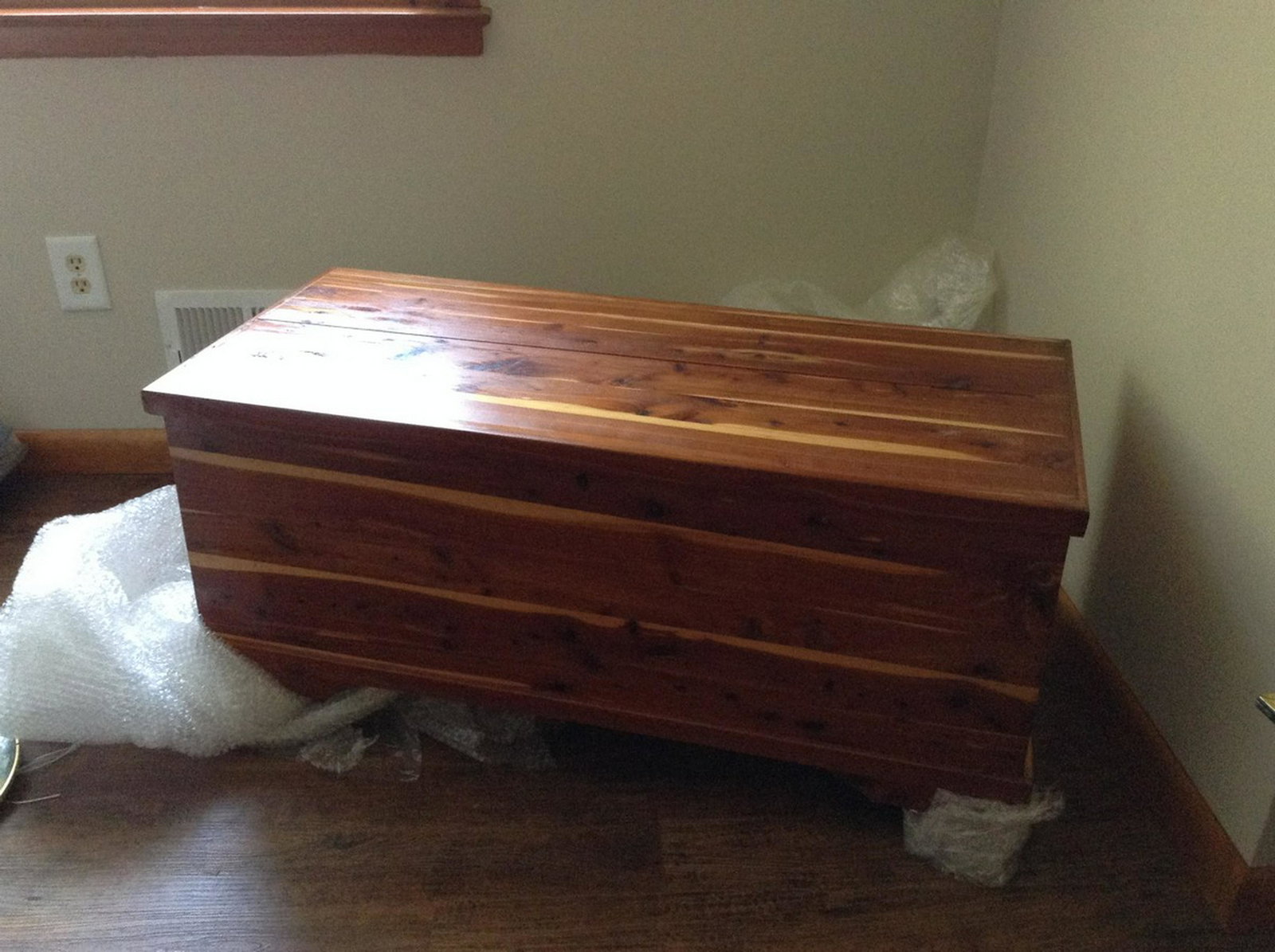 cedar chest 41x19x19: cedar chest 41x19x19