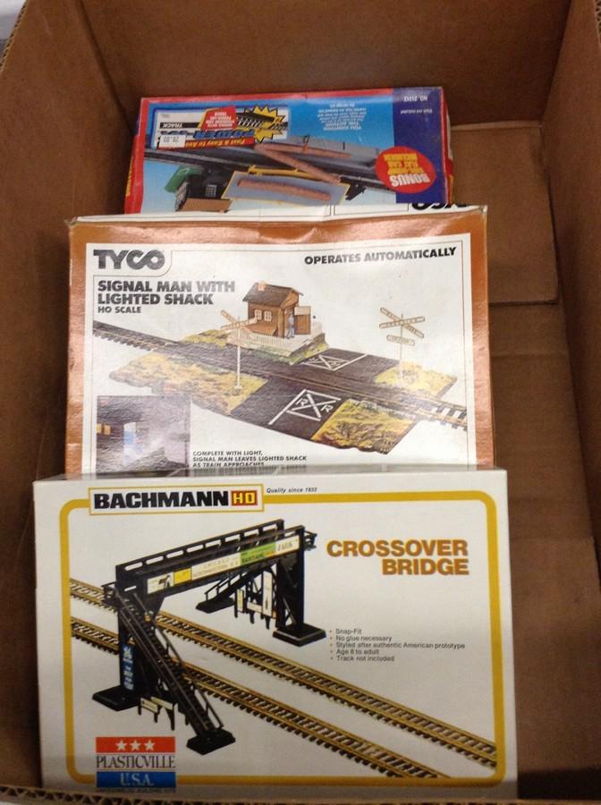 lot of three unbuilt train accessories (1 of 1)