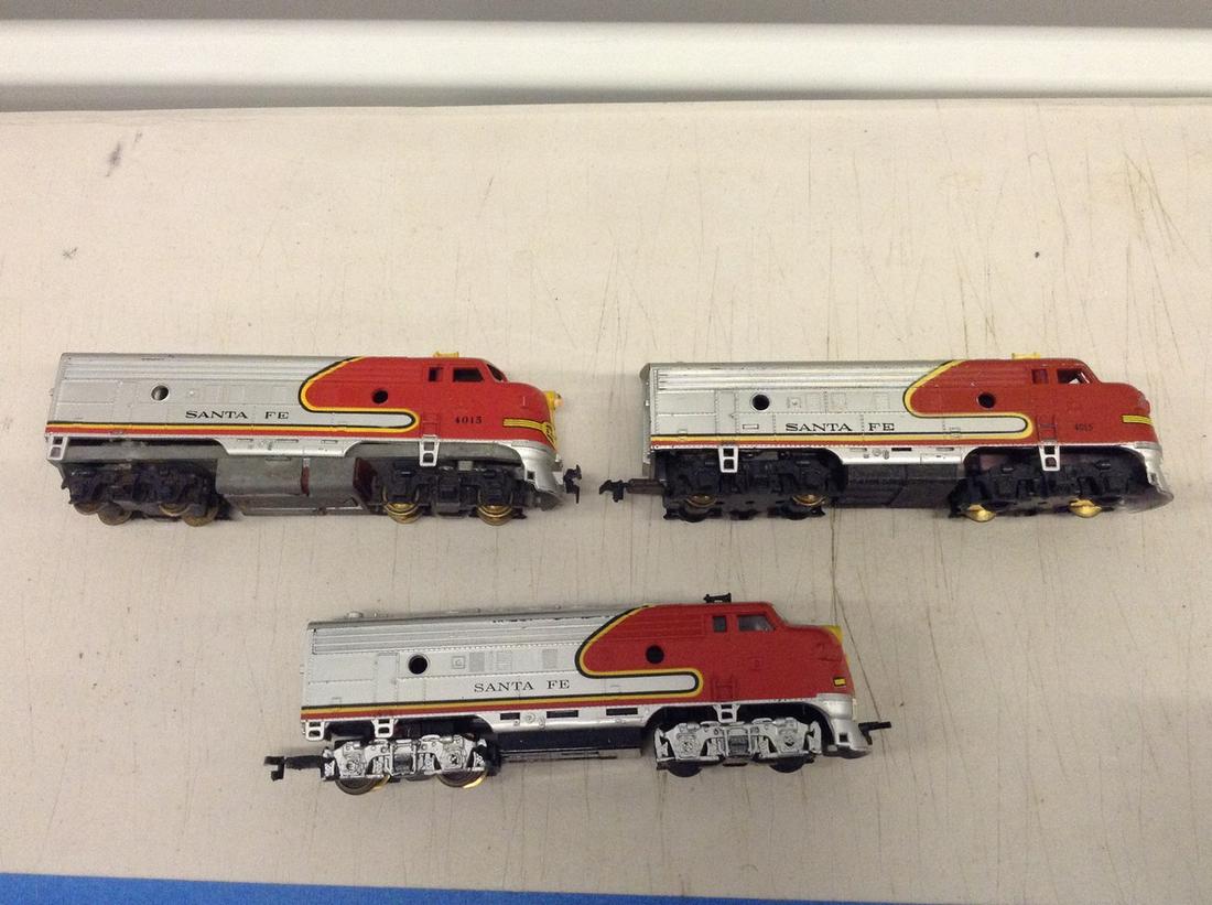 lot of three HO train engines (1 of 1)
