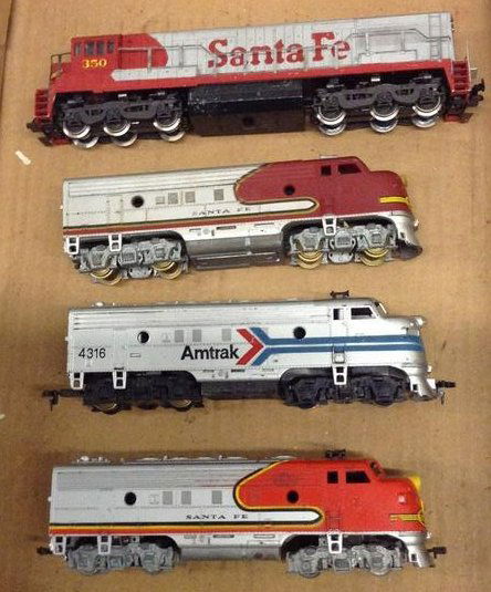 lot of four ho train engines (1 of 1)