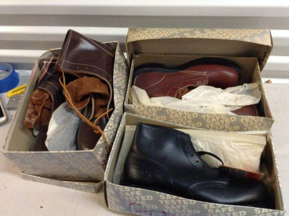 lot of steel toes work boots size 7 1/2 new with box (1 of 1)