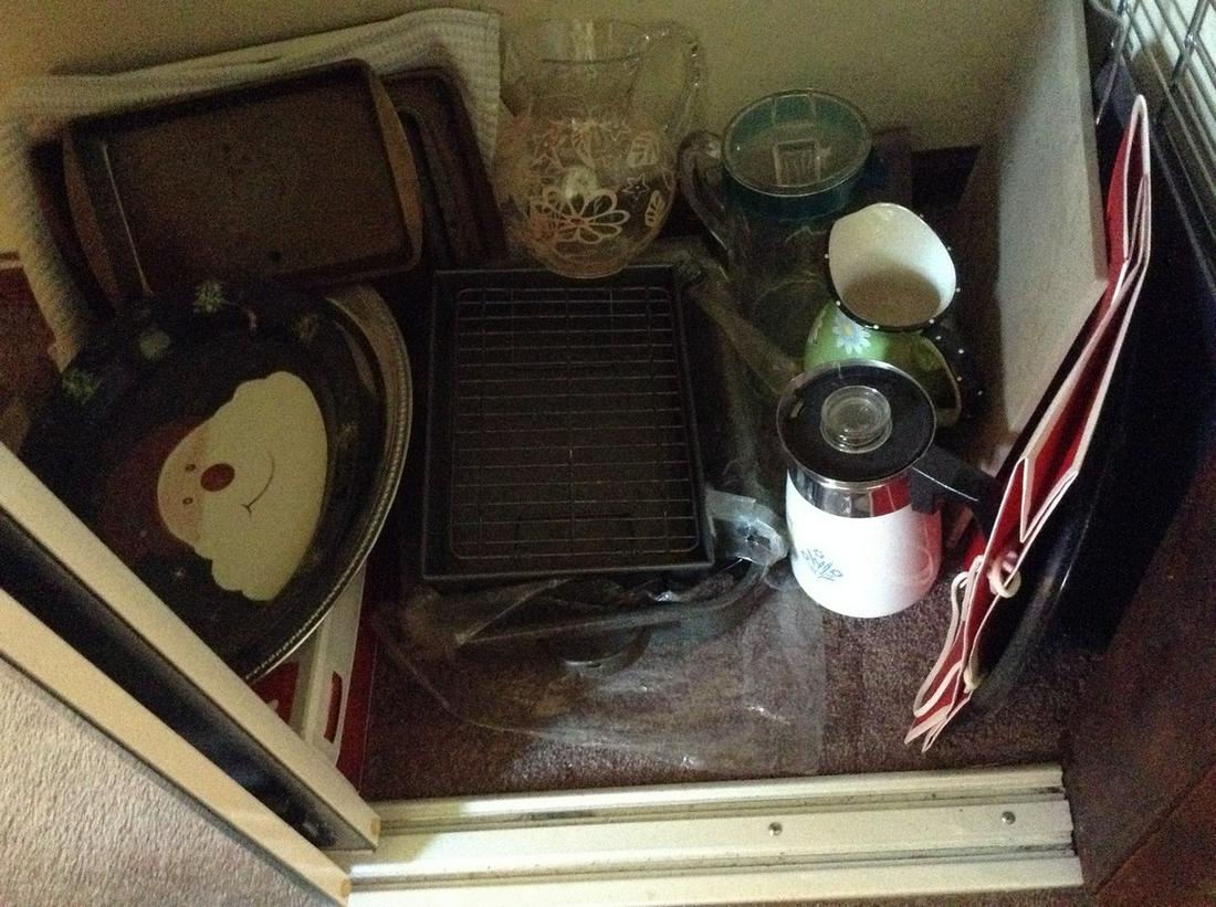 Cornejo ware, bakeware and more (1 of 1)