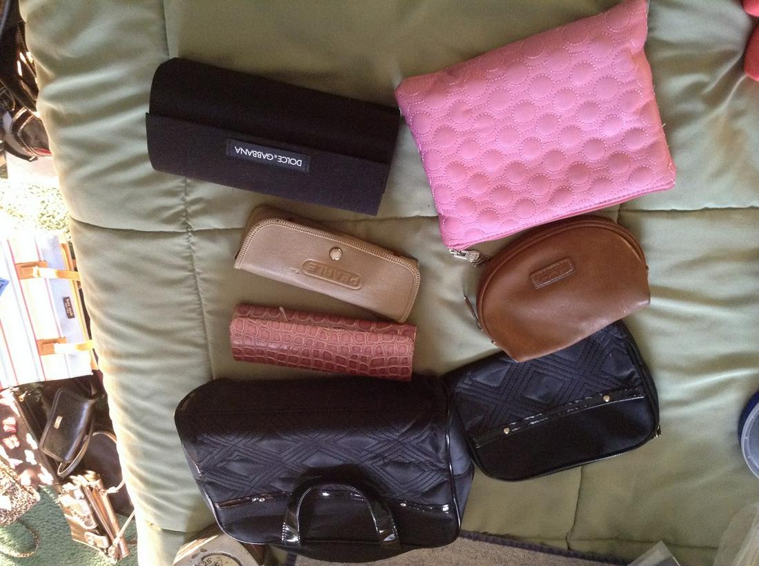purses and eye glass cases: purses and eye glass cases