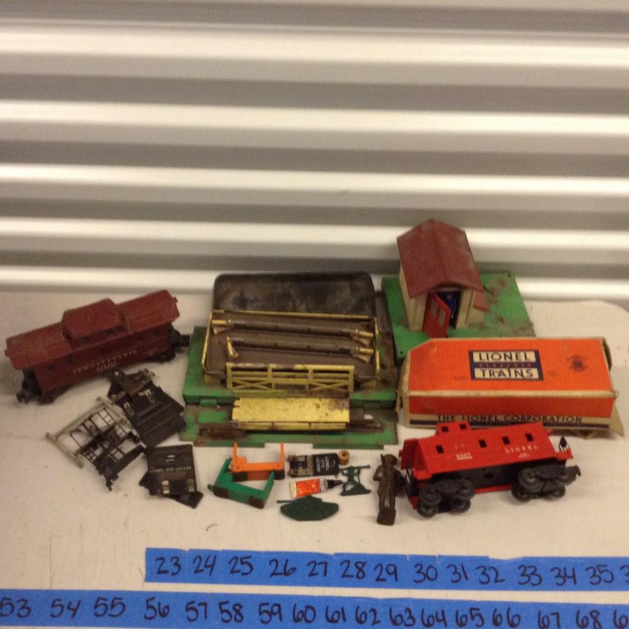 lot of Lionel accessories and two HO trains (1 of 1)