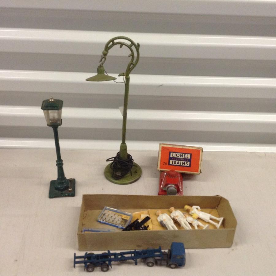 lot of vintage train accessories (1 of 1)