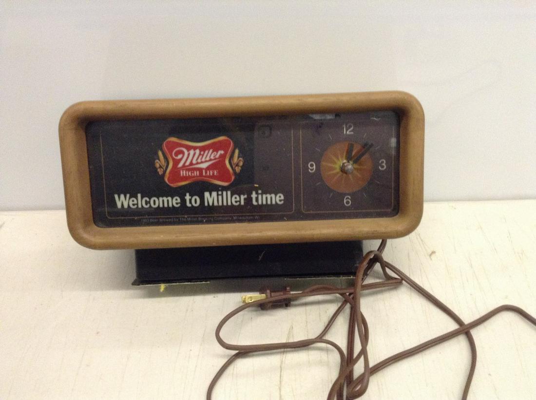Miller High Light light up beer sign with clock 10x7 (1 of 1)