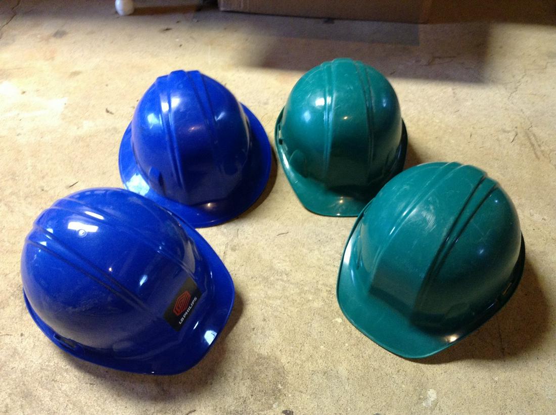 construction hard hats (1 of 1)