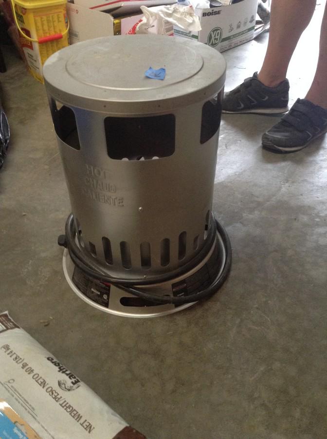 propane heater (1 of 1)