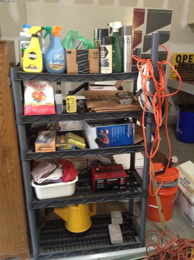 contents of shelving rack (1 of 1)