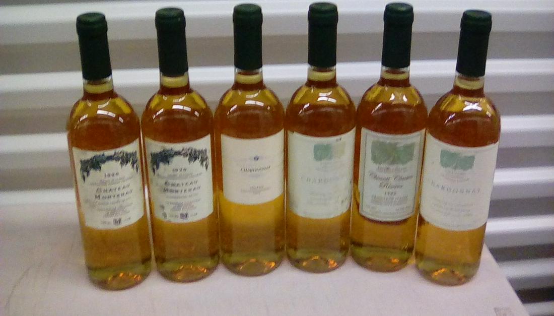 lot of 6 bottles of Chardonnay: lot of 6 bottles of Chardonnay