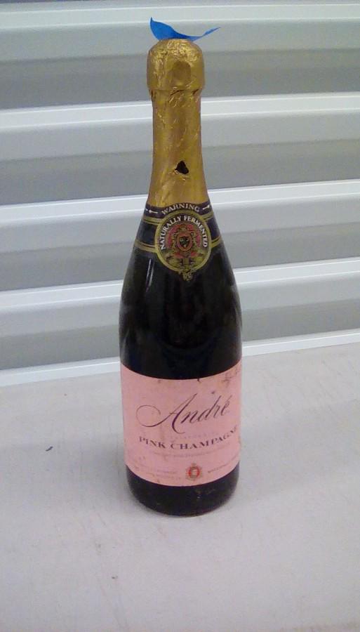 Andre pink champagne: Andre pink champagne