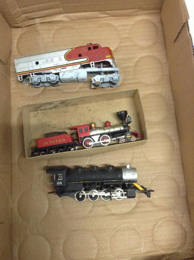 lot of ho train engines (1 of 1)