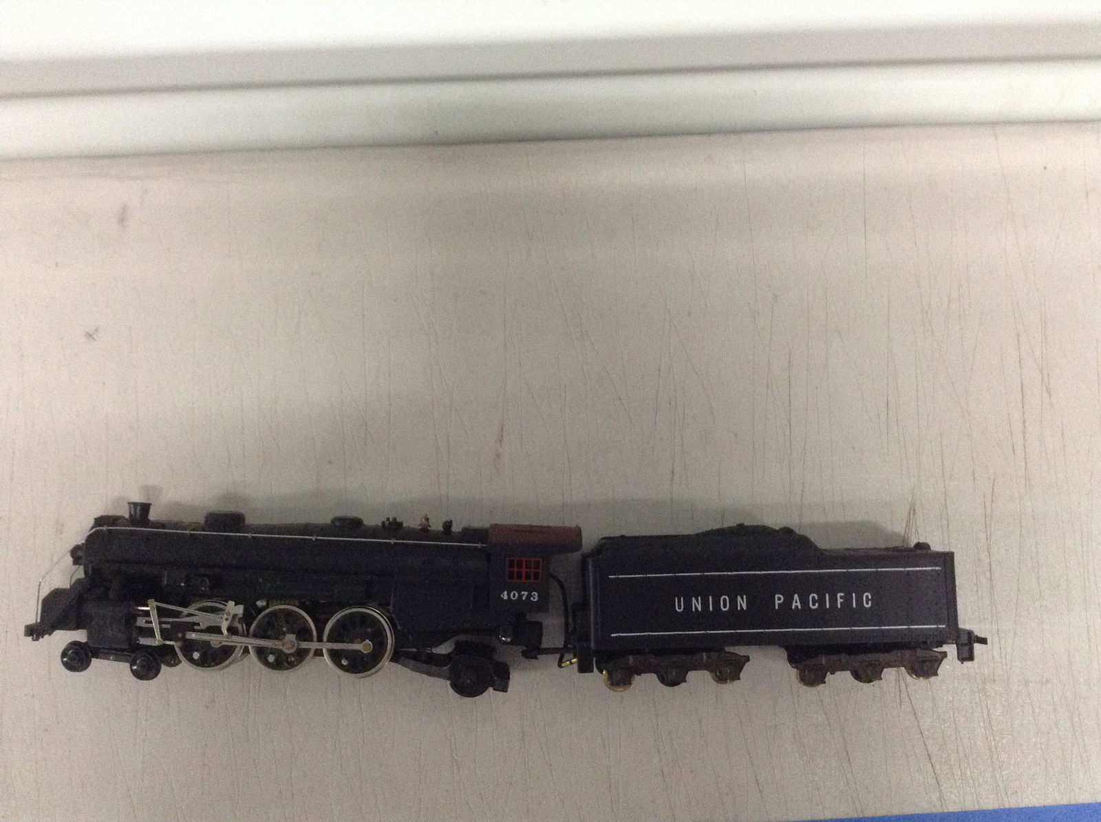 HO train engine never used (1 of 1)