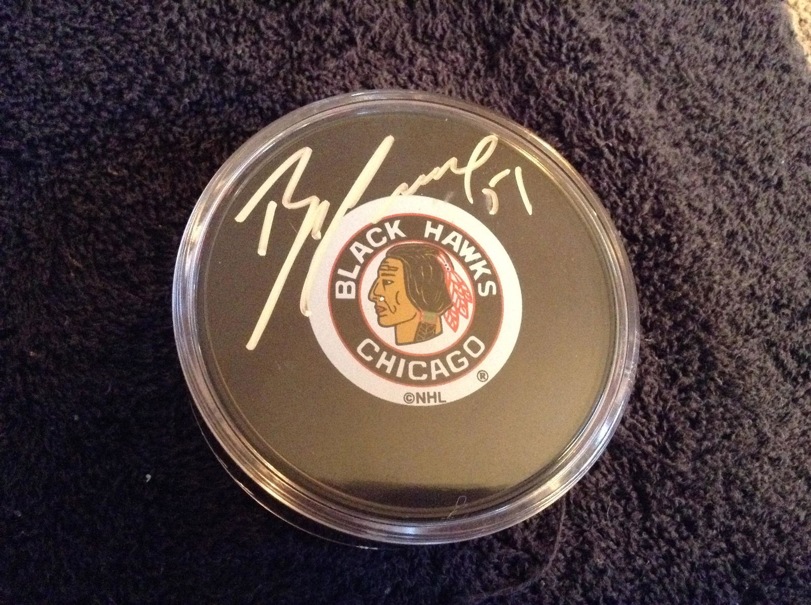 Chicago Black Hawks Brain Campbell signed hockey puck (1 of 1)