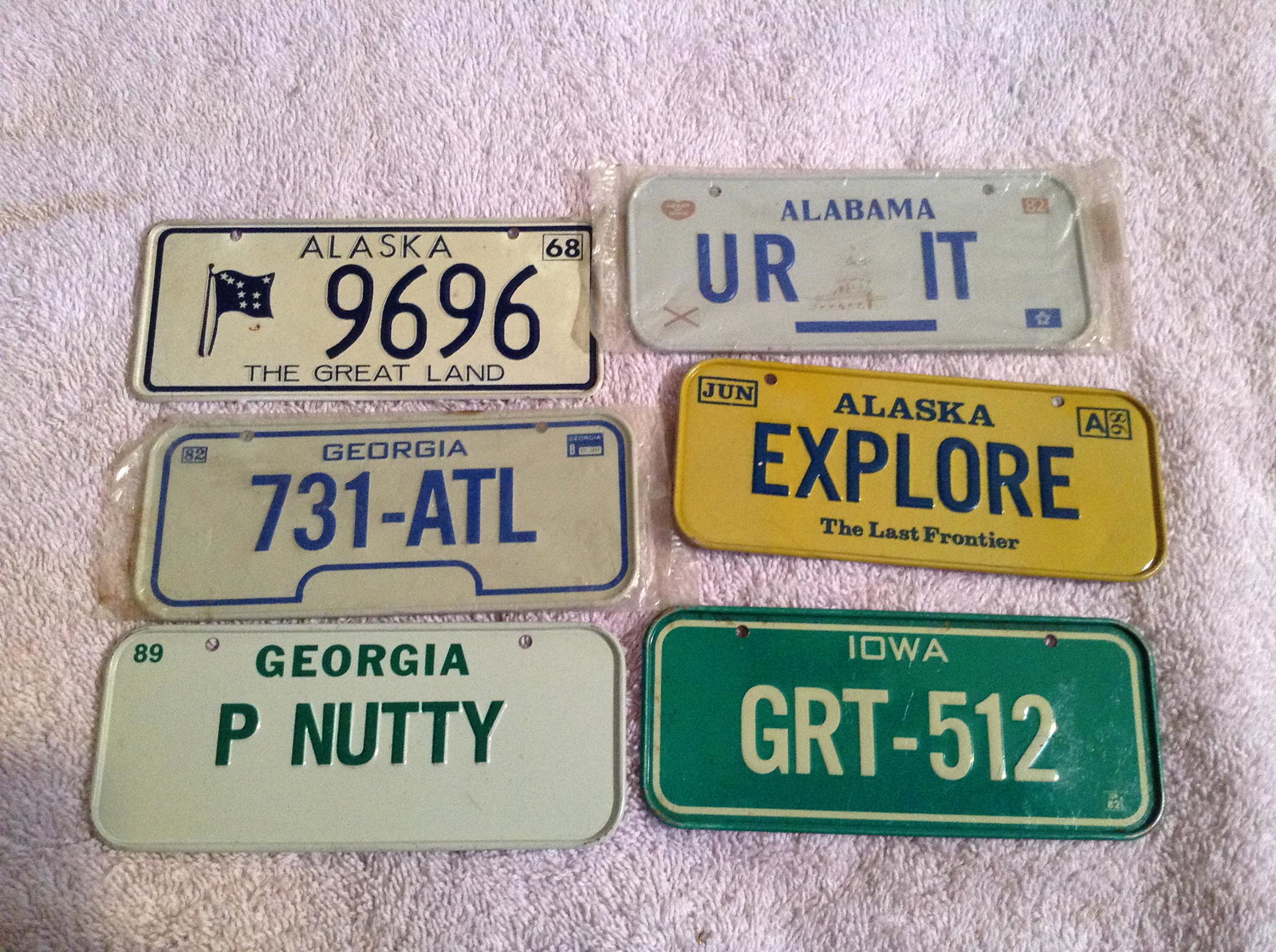 Cereal Metal vintage license plates lot of 6: Cereal Metal vintage license plates lot of 6