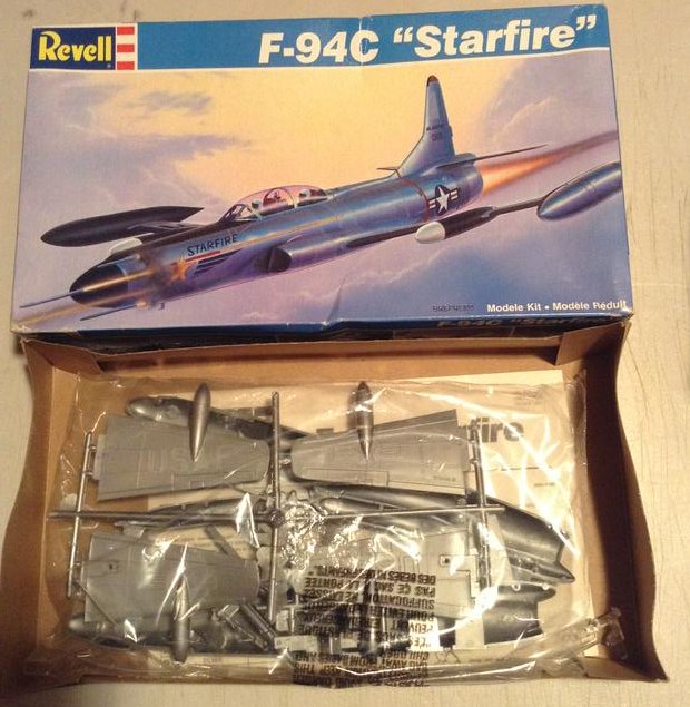 Revell F-94C Starfire unbuilt model kit never built: Revell F-94C Starfire unbuilt model kit never built