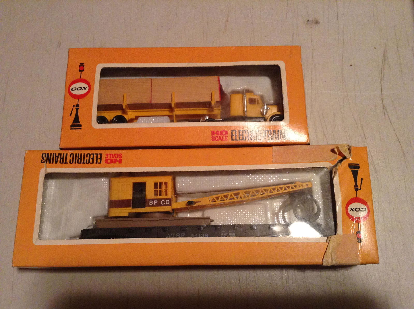 lot of two Cox HO Scale Electric Trains new in the (1 of 1)