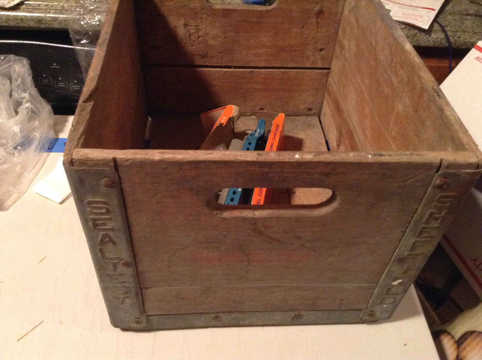 Sealtest wooden milk crate, never good condition no: Sealtest wooden milk crate, never good condition no contents