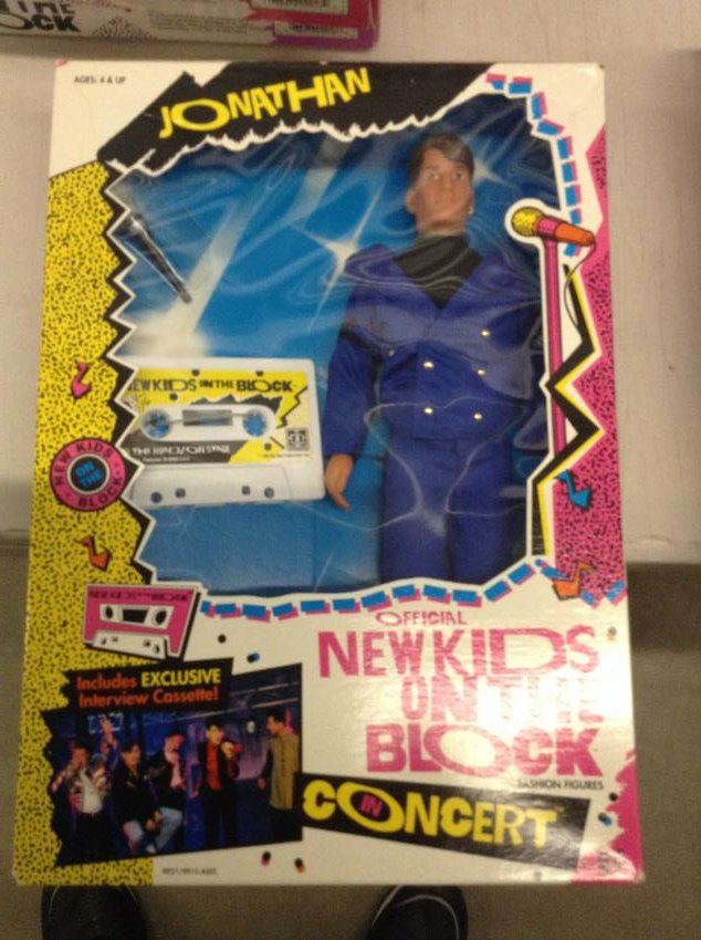 new Kids on the block- Concert Jonathan with cassette: new Kids on the block- Concert Jonathan with cassette
