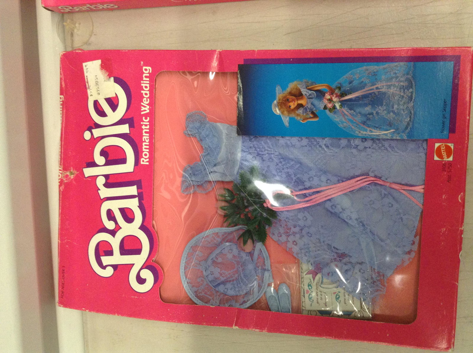 Mattel barbie romantic wedding new in package: Mattel barbie romantic wedding new in package