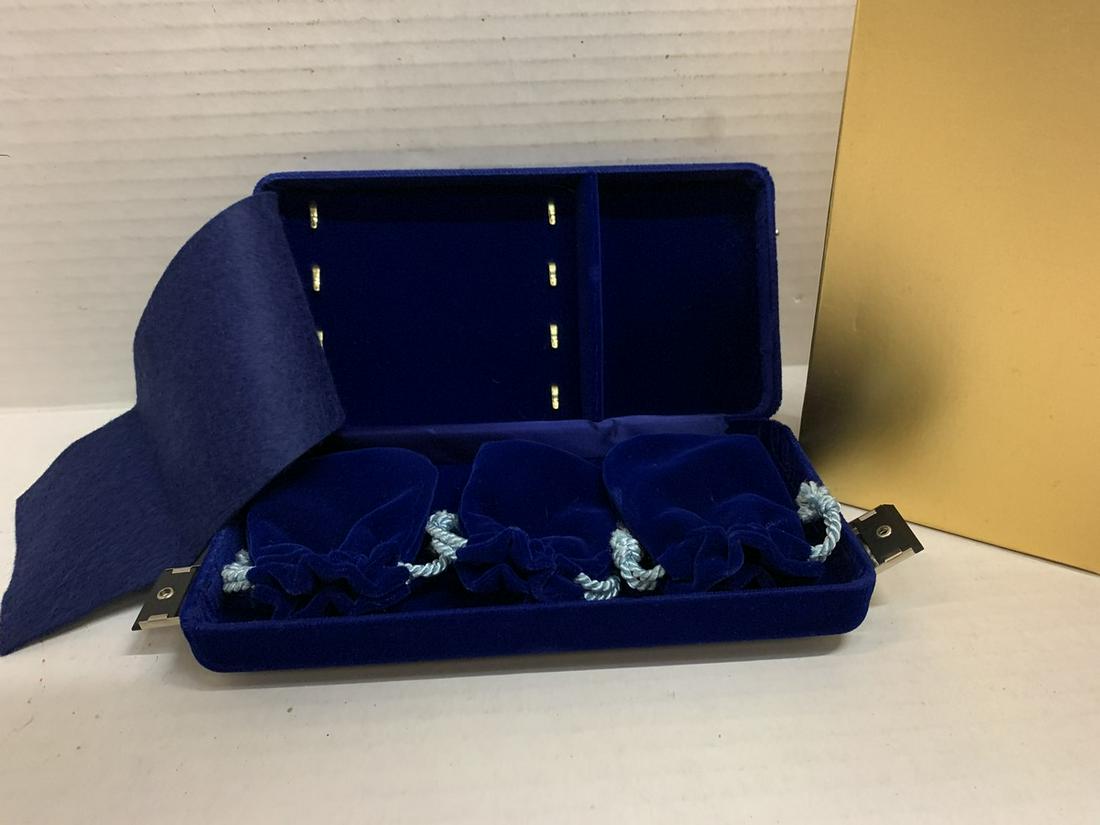 Travel Jewelry Box (1 of 1)