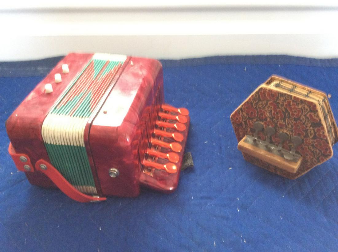 Vintage accordians: Vintage accordians