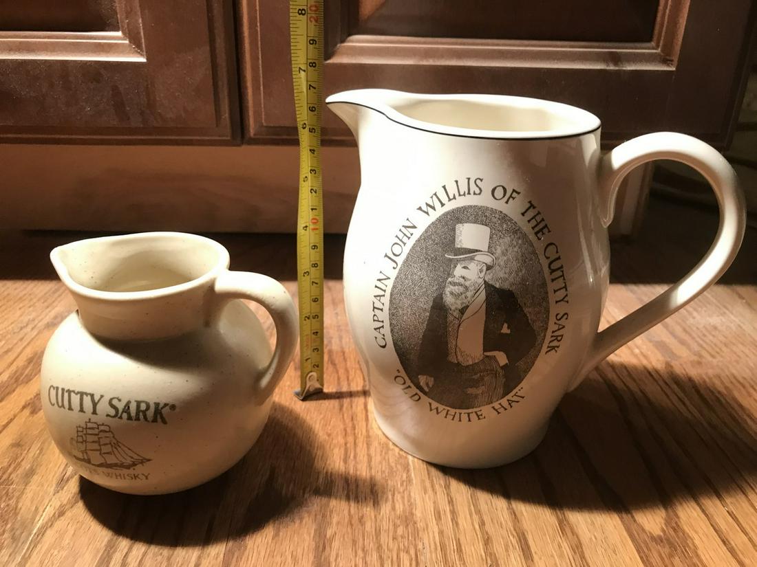 Cutty Sark , Scots Whisky: Picture of ship on the back of large one