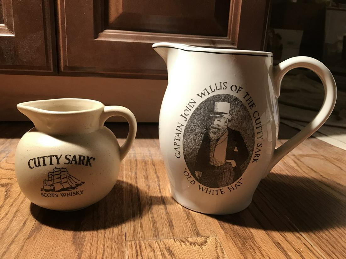 Cutty Sark , Scots Whisky: Picture of ship on the back of large one