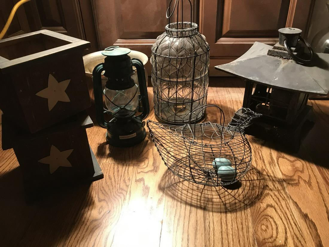 Lantrins and unbrella stand: Lantrins and unbrella stand