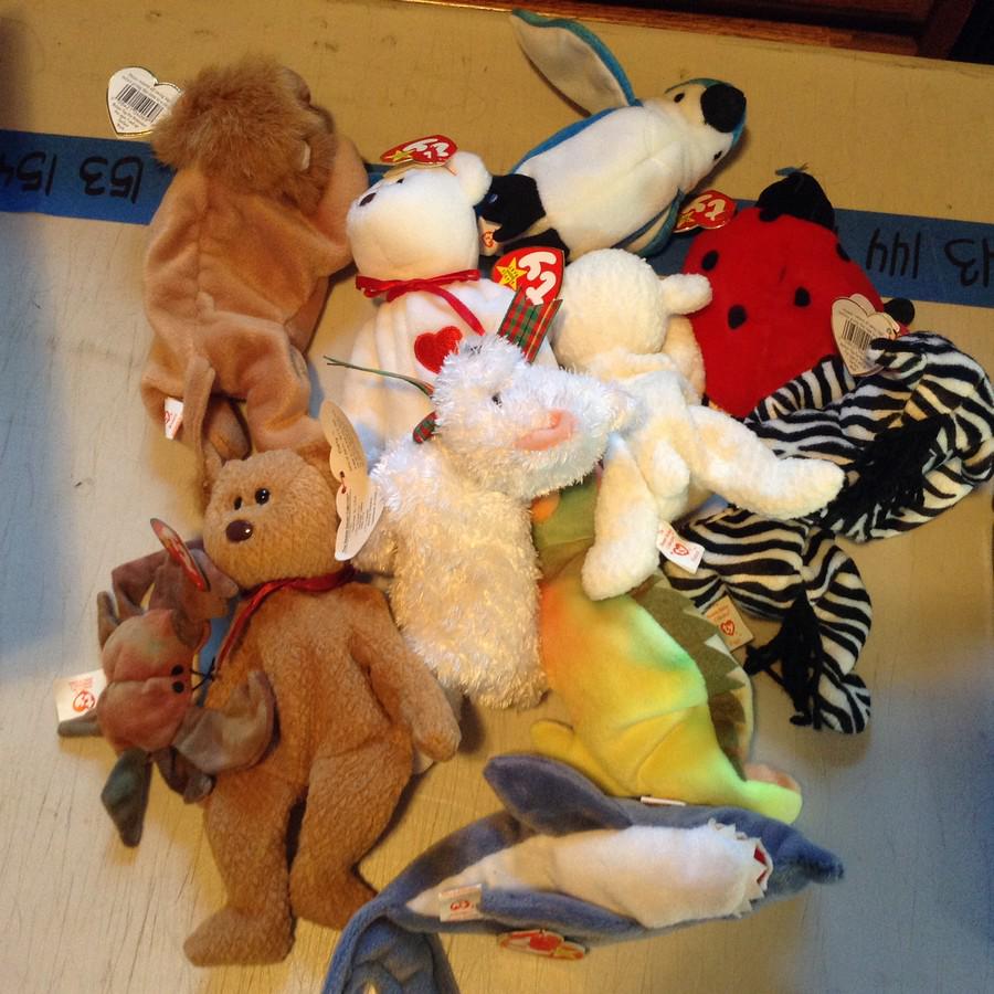 lot of 11 beanie babies: lot of 11 beanie babies